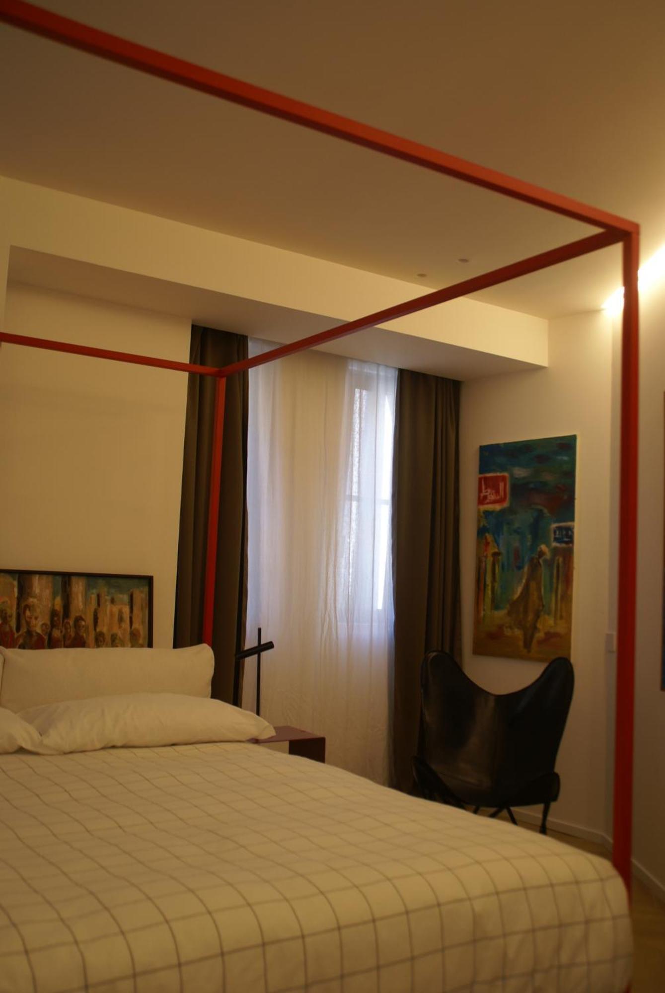 Fra Le Righe Bed & Breakfast คาตาเนีย ภายนอก รูปภาพ
