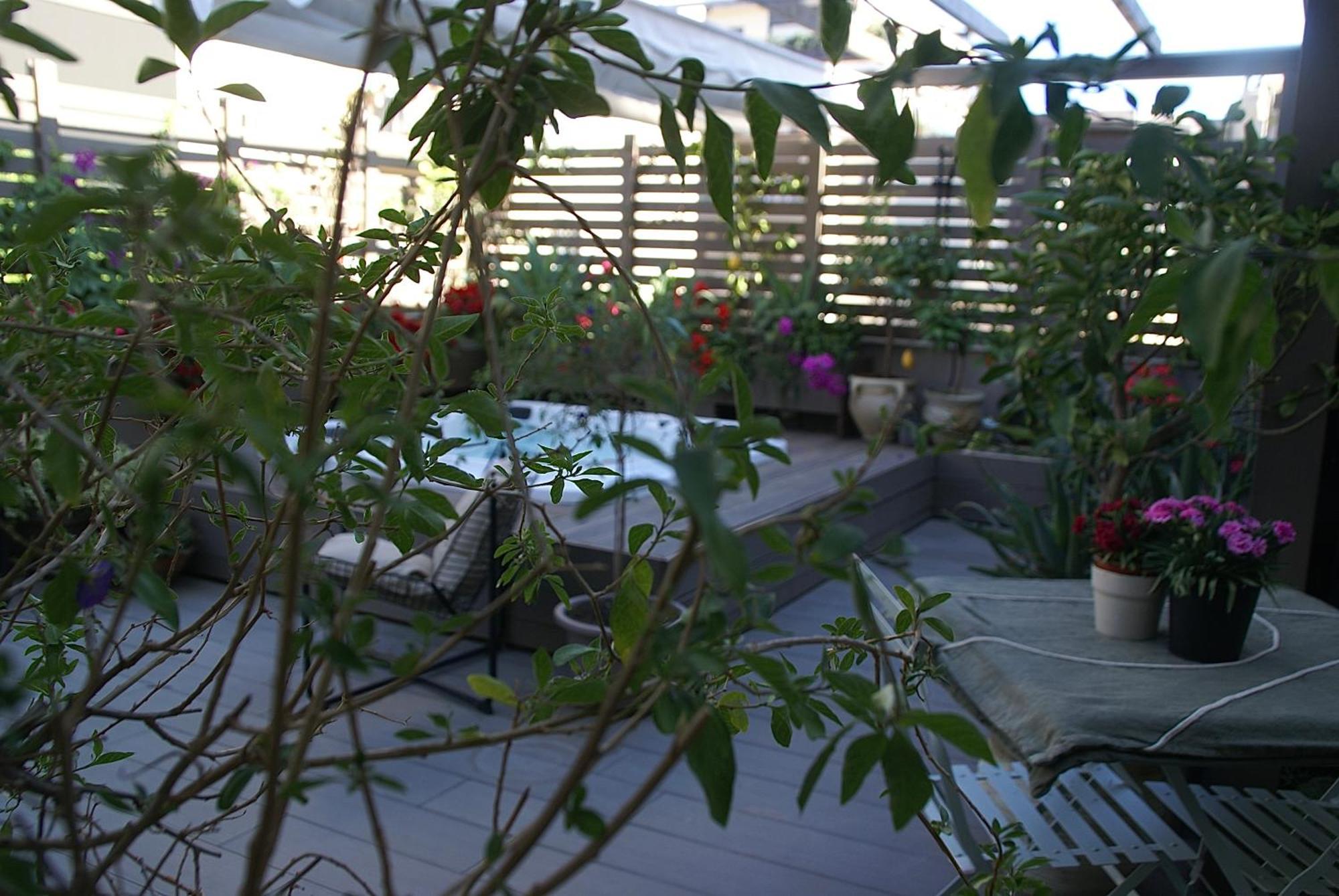 Fra Le Righe Bed & Breakfast คาตาเนีย ภายนอก รูปภาพ